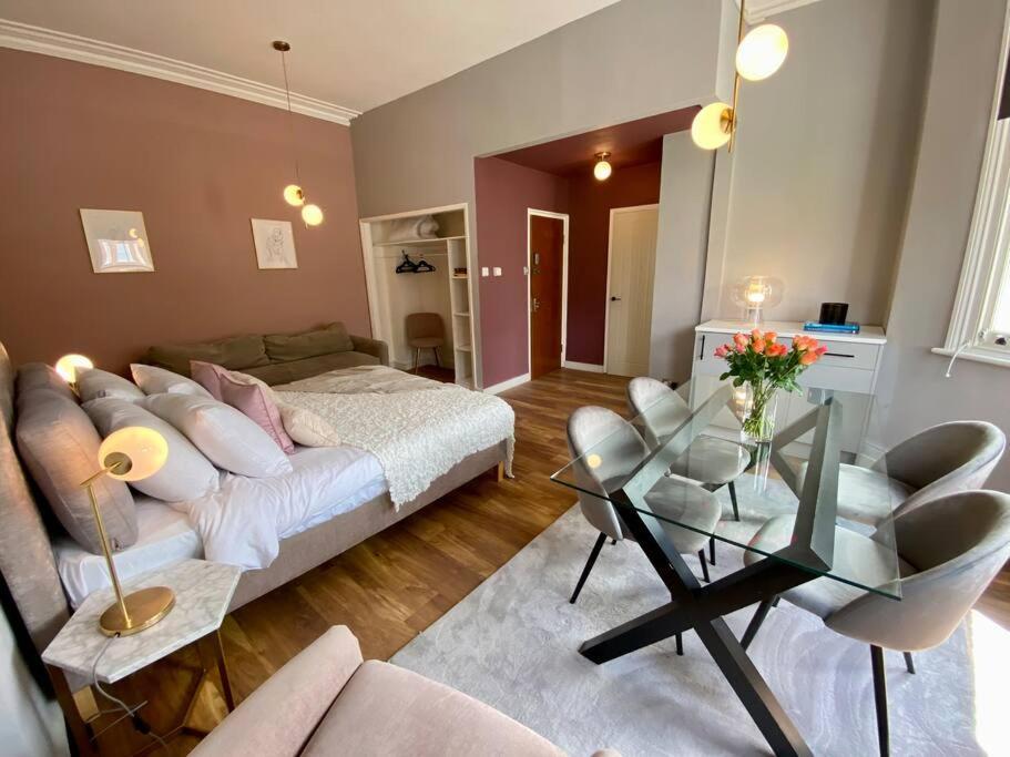 Studio For 3 Near Regents Park N5 ロンドン エクステリア 写真