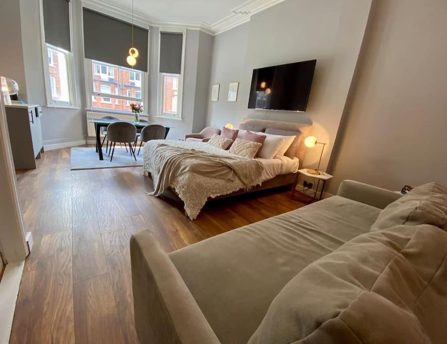Studio For 3 Near Regents Park N5 ロンドン エクステリア 写真