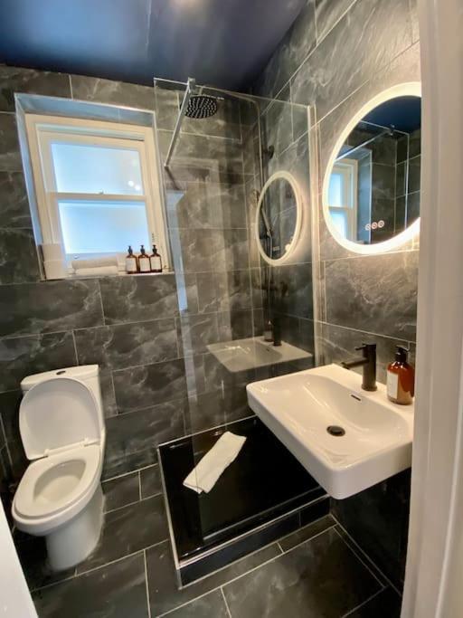 Studio For 3 Near Regents Park N5 ロンドン エクステリア 写真
